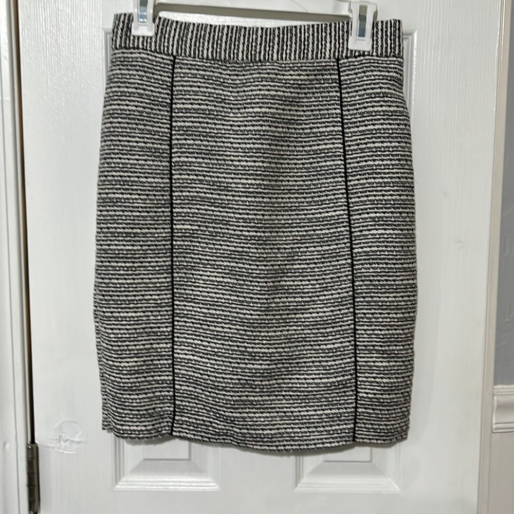 H&M tweed skirt